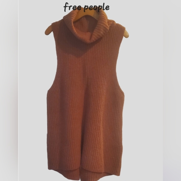 Free People "Need To Know" Sleeveless Sweater sz Med - Picture 3 of 8